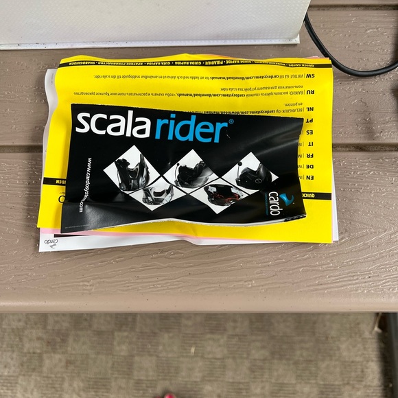 SCALA Rider G9 Headset for Two by Cardo - Picture 8 of 10